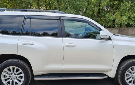 Toyota Land Cruiser Prado 150 рестайлинг 2, 2014 год, 3 300 000 рублей, 11 фотография