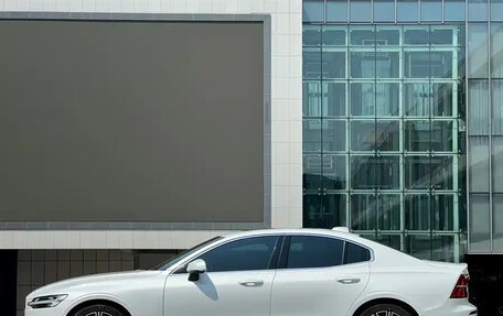 Volvo S60 III, 2022 год, 2 142 027 рублей, 7 фотография