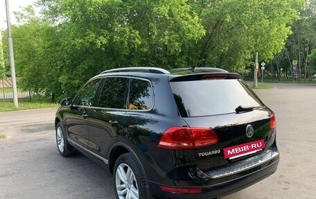 Volkswagen Touareg III, 2011 год, 2 473 000 рублей, 7 фотография