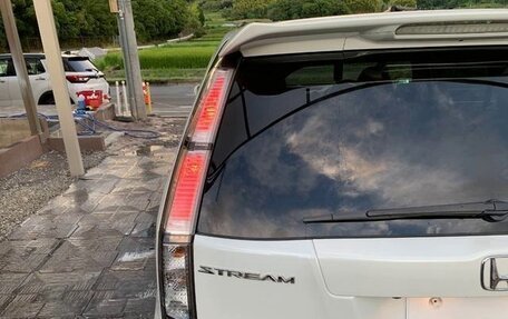 Honda Stream II, 2013 год, 960 000 рублей, 7 фотография