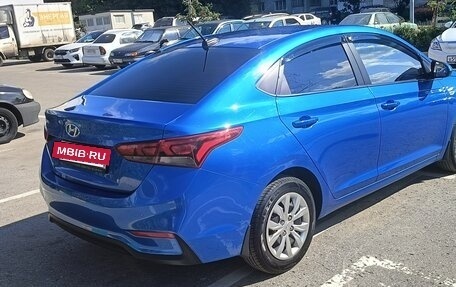 Hyundai Solaris II рестайлинг, 2017 год, 1 350 000 рублей, 5 фотография