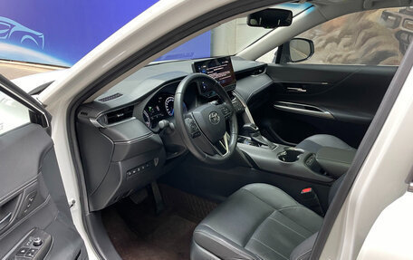 Toyota Harrier, 2022 год, 2 996 000 рублей, 7 фотография