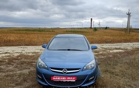 Opel Astra J, 2013 год, 950 000 рублей, 3 фотография