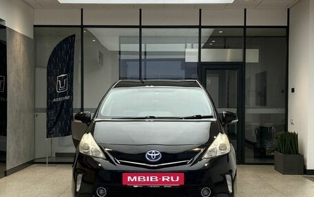 Toyota Prius Alpha I (ZVW40/41), 2011 год, 1 250 000 рублей, 2 фотография