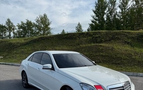 Mercedes-Benz E-Класс, 2010 год, 1 365 000 рублей, 2 фотография
