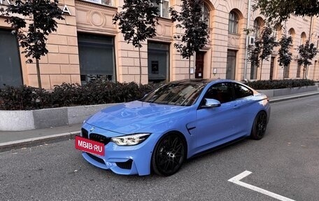 BMW M4, 2018 год, 4 550 000 рублей, 2 фотография