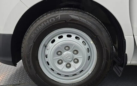 Hyundai Grand Starex Grand Starex I рестайлинг 2, 2021 год, 1 930 000 рублей, 5 фотография