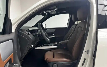 Mercedes-Benz GLB, 2022 год, 2 285 085 рублей, 6 фотография