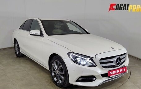 Mercedes-Benz C-Класс, 2015 год, 2 250 000 рублей, 3 фотография