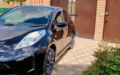 Nissan Leaf I, 2016 год, 930 000 рублей, 3 фотография
