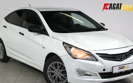 Hyundai Solaris II рестайлинг, 2015 год, 599 000 рублей, 3 фотография