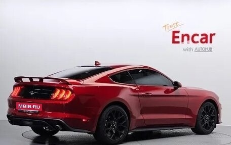 Ford Mustang VI рестайлинг, 2022 год, 3 190 000 рублей, 2 фотография