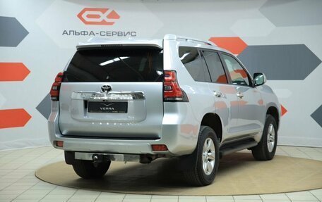 Toyota Land Cruiser Prado 150 рестайлинг 2, 2018 год, 3 690 000 рублей, 5 фотография
