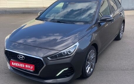 Hyundai i30 III, 2018 год, 1 000 000 рублей, 2 фотография