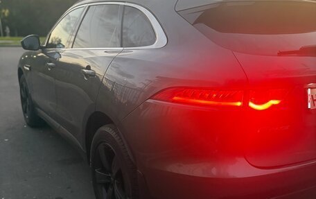 Jaguar F-Pace, 2017 год, 3 050 000 рублей, 3 фотография
