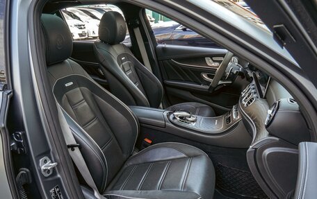 Mercedes-Benz E-Класс AMG, 2018 год, 6 590 000 рублей, 8 фотография