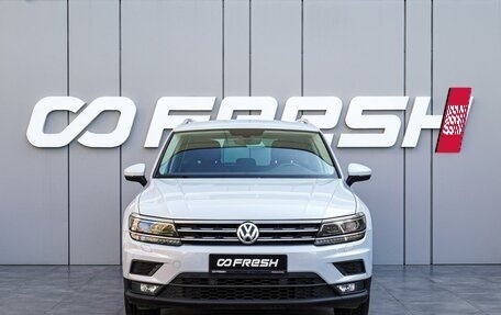 Volkswagen Tiguan II, 2018 год, 2 300 000 рублей, 3 фотография