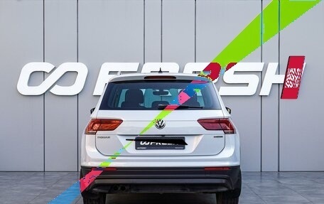Volkswagen Tiguan II, 2018 год, 2 300 000 рублей, 4 фотография