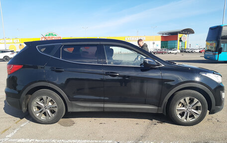 Hyundai Santa Fe III рестайлинг, 2013 год, 1 700 000 рублей, 2 фотография