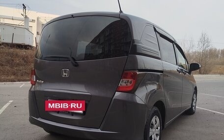 Honda Freed I, 2014 год, 850 000 рублей, 6 фотография