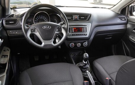 KIA Rio III рестайлинг, 2015 год, 890 000 рублей, 6 фотография