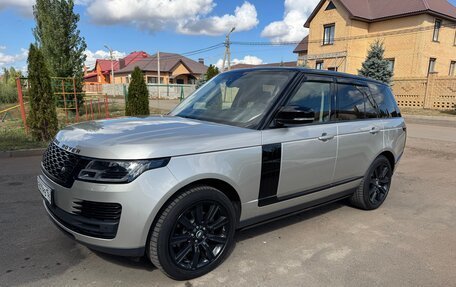 Land Rover Range Rover IV рестайлинг, 2018 год, 5 950 000 рублей, 2 фотография