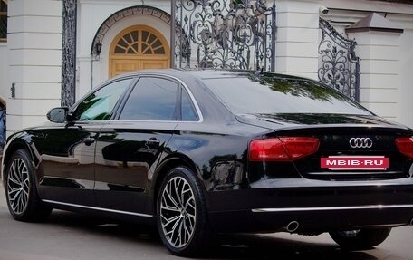 Audi A8, 2011 год, 1 920 000 рублей, 2 фотография
