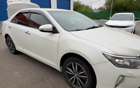 Toyota Camry, 2018 год, 2 300 000 рублей, 4 фотография