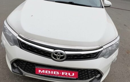 Toyota Camry, 2018 год, 2 300 000 рублей, 3 фотография