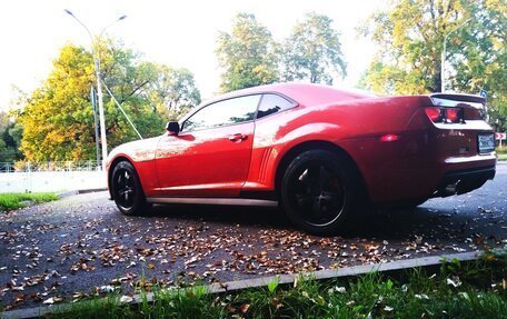 Chevrolet Camaro IV, 2010 год, 2 100 000 рублей, 2 фотография