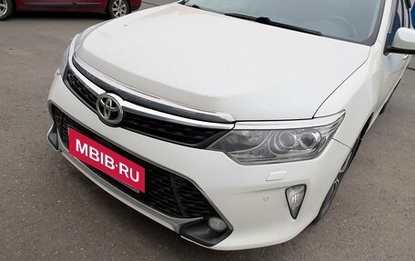 Toyota Camry, 2018 год, 2 300 000 рублей, 2 фотография