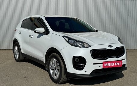 KIA Sportage IV рестайлинг, 2018 год, 1 749 000 рублей, 2 фотография
