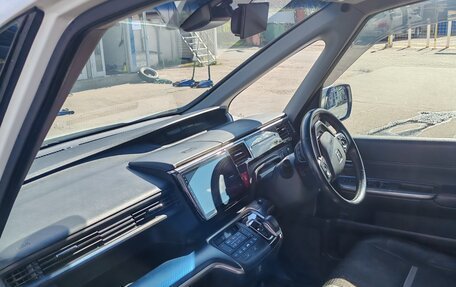 Honda Stepwgn IV, 2018 год, 2 190 000 рублей, 3 фотография