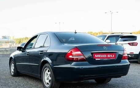 Mercedes-Benz E-Класс, 2005 год, 590 000 рублей, 4 фотография
