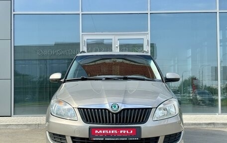 Skoda Fabia II, 2012 год, 575 000 рублей, 3 фотография