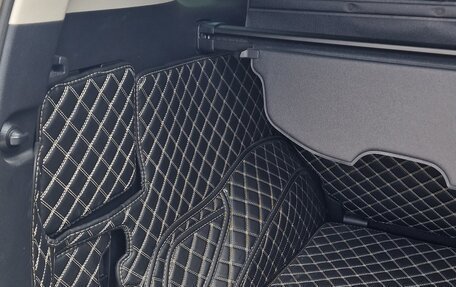 Toyota Land Cruiser Prado 150 рестайлинг 2, 2020 год, 7 500 000 рублей, 8 фотография