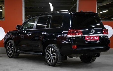 Toyota Land Cruiser 200, 2020 год, 7 298 000 рублей, 7 фотография