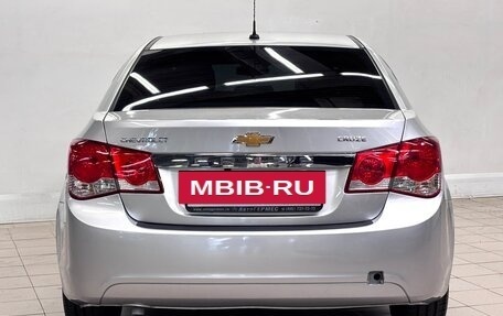 Chevrolet Cruze II, 2011 год, 610 000 рублей, 3 фотография