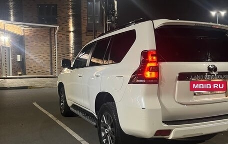 Toyota Land Cruiser Prado 150 рестайлинг 2, 2018 год, 4 200 000 рублей, 6 фотография