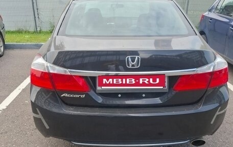 Honda Accord IX рестайлинг, 2014 год, 2 000 000 рублей, 4 фотография