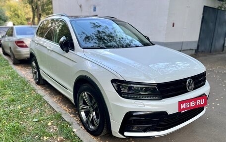 Volkswagen Tiguan II, 2019 год, 3 950 000 рублей, 2 фотография