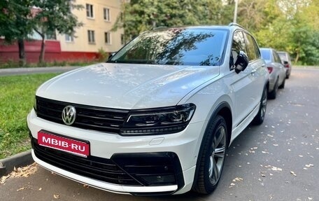 Volkswagen Tiguan II, 2019 год, 3 950 000 рублей, 3 фотография