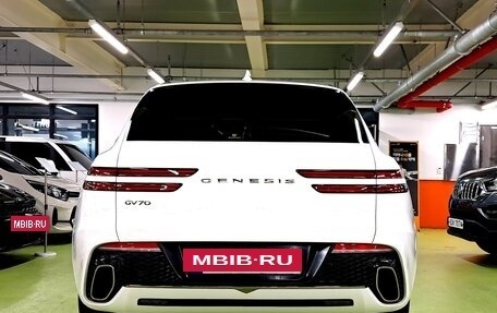 Genesis GV70, 2022 год, 3 560 345 рублей, 4 фотография