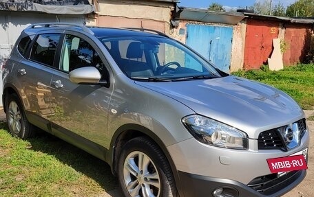 Nissan Qashqai+2 I, 2011 год, 1 650 000 рублей, 2 фотография