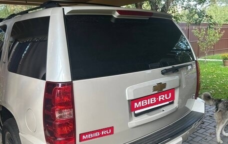Chevrolet Tahoe III, 2013 год, 3 200 000 рублей, 2 фотография