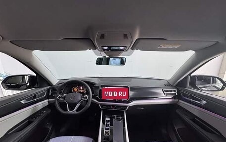 Volkswagen Teramont I, 2022 год, 3 700 000 рублей, 4 фотография