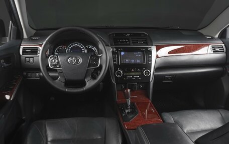 Toyota Camry, 2013 год, 1 719 000 рублей, 6 фотография