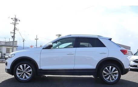 Volkswagen T-Roc I, 2022 год, 1 580 000 рублей, 7 фотография