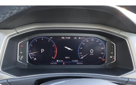 Volkswagen T-Roc I, 2022 год, 1 580 000 рублей, 13 фотография