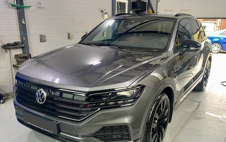 Volkswagen Touareg III, 2020 год, 6 200 000 рублей, 2 фотография